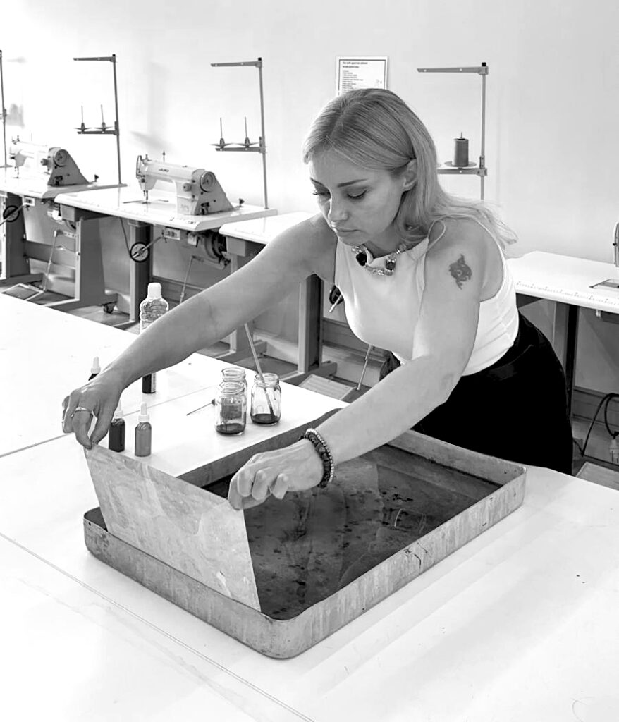 This image has an empty alt attribute; its file name is PHOTO-2025-07-30-18-21-35-1-878x1024.jpg